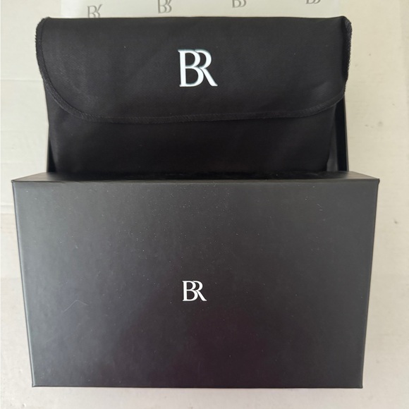 Banana Republic Belt bag - Picture 8 of 8